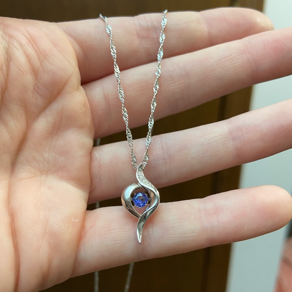 Tanzanite “Dancing” Necklace
